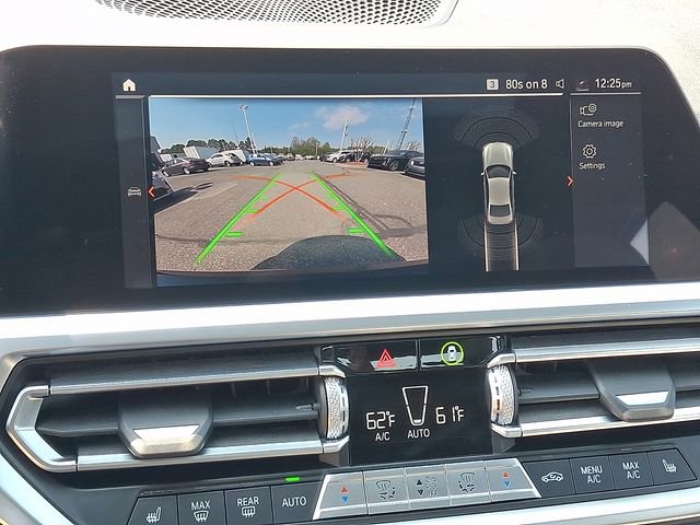 Used 2019 BMW 330i xDrive Sedan w/ Driving Assistance Package image 13