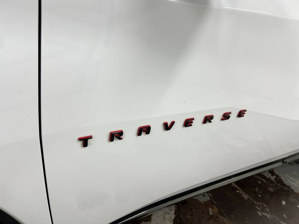 Used 2020 Chevrolet Traverse Premier w/ Redline Edition AWD/4WD image 28