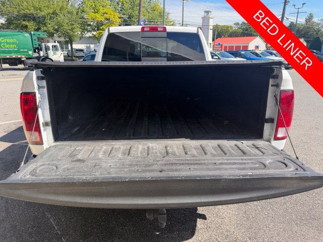 Used 2020 RAM 1500 Classic SLT w/ Luxury Group RWD image 16