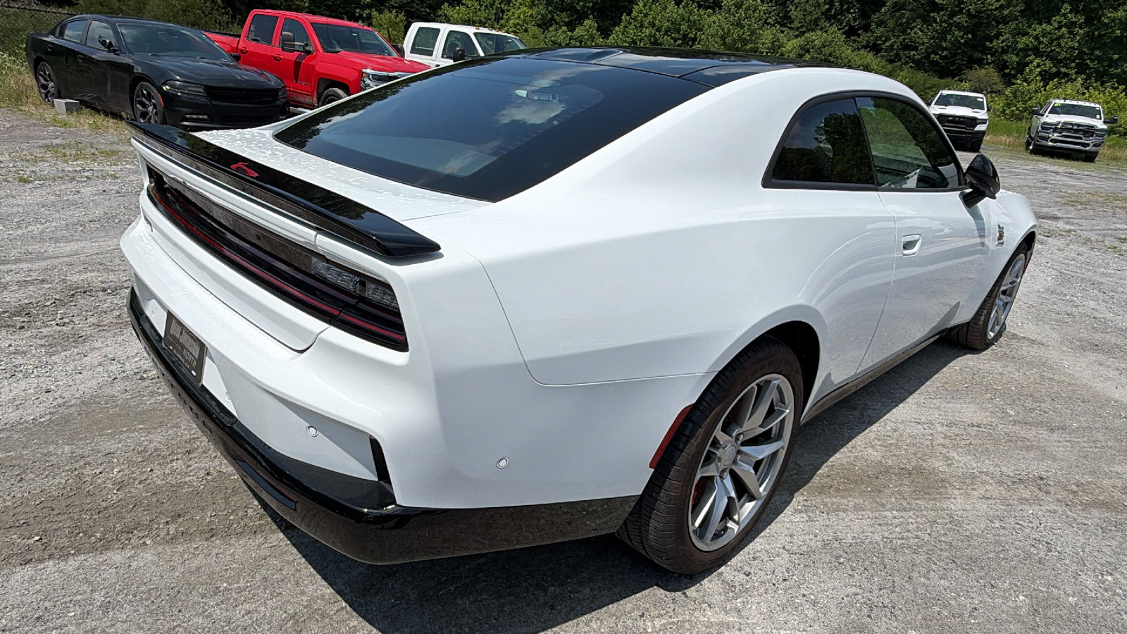 Used 2024 Dodge Charger Daytona Scat Pack w/ Plus Group AWD/4WD image 8