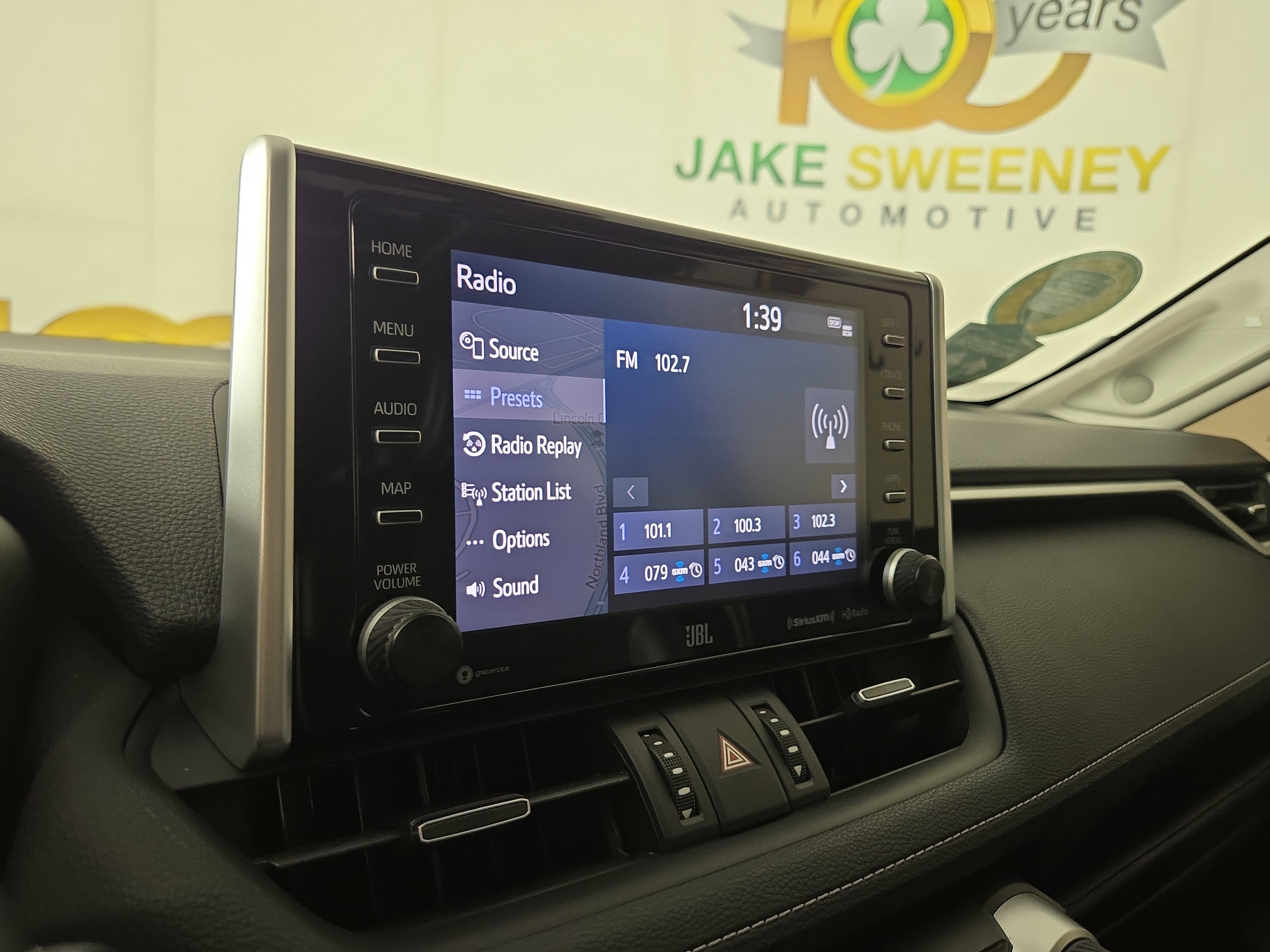 Used 2019 Toyota RAV4 Limited image 19