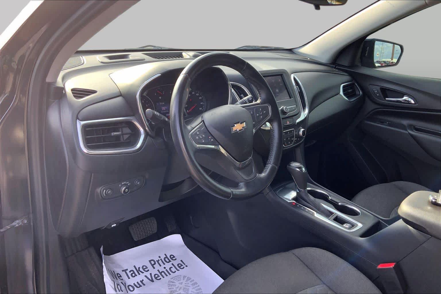 Used 2020 Chevrolet Equinox LT FWD image 18