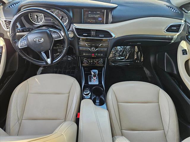 Used 2018 INFINITI QX30 Premium w/ Navigation Package image 21