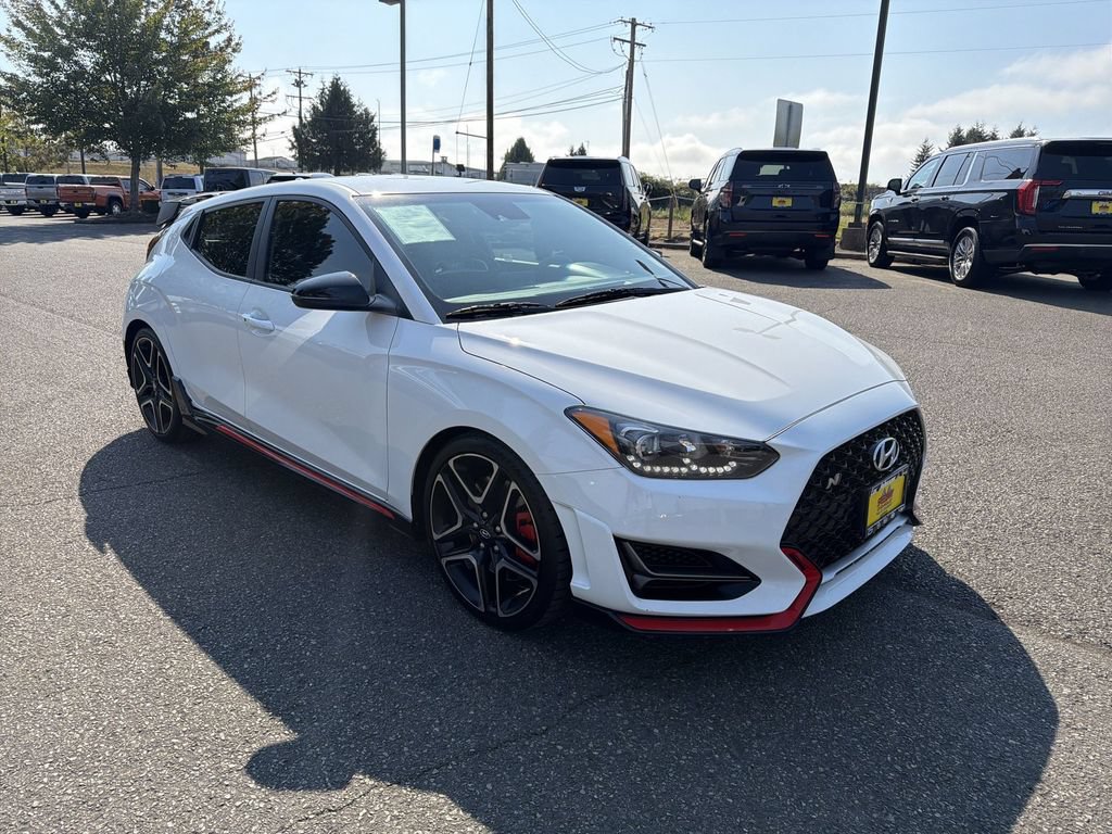 Used 2022 Hyundai Veloster N FWD image 3