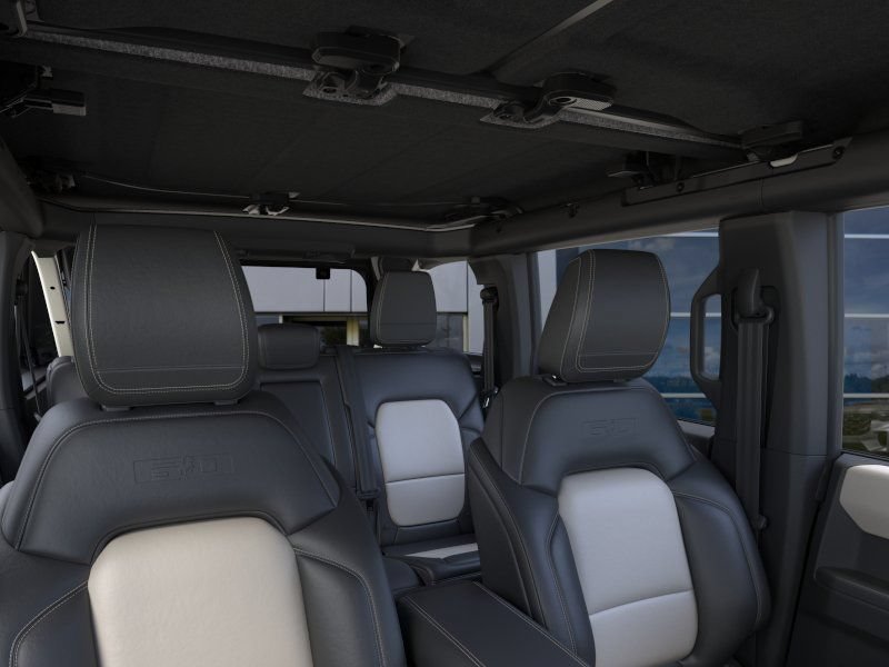 New 2026 Ford Bronco Outer Banks w/ Sasquatch Package AWD/4WD image 12