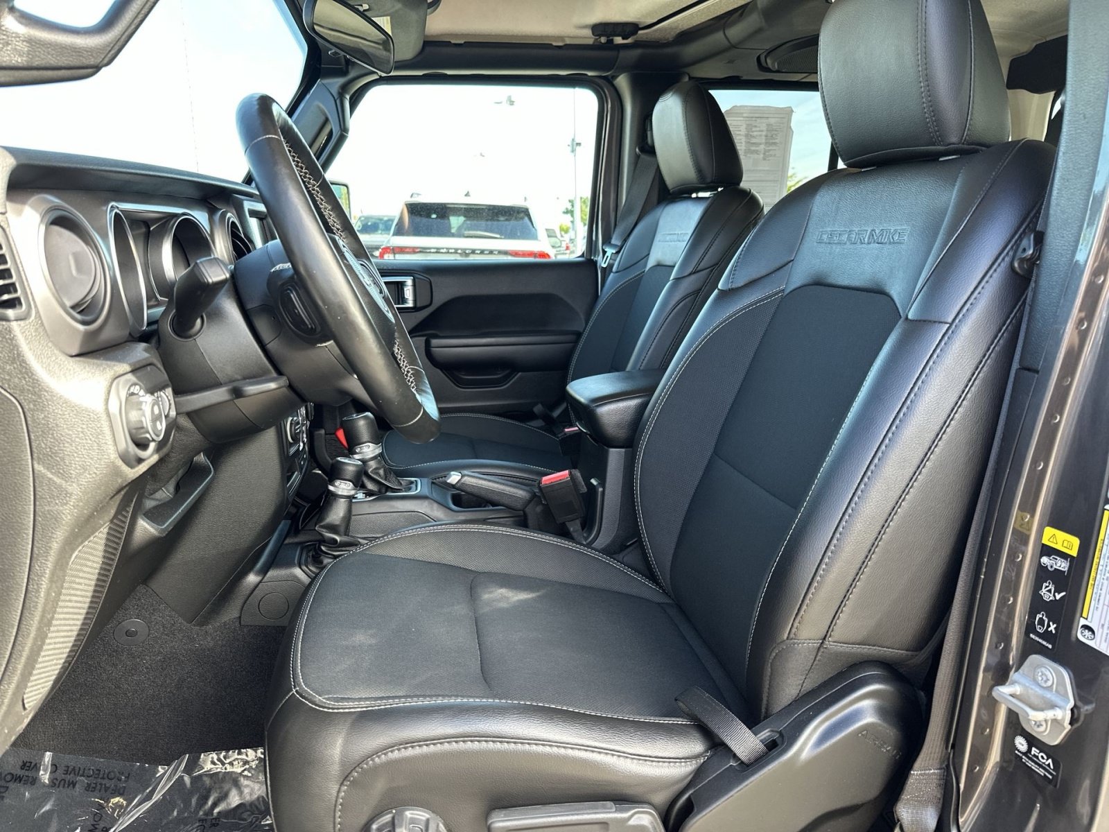 Used 2021 Jeep Gladiator Sport AWD/4WD image 14