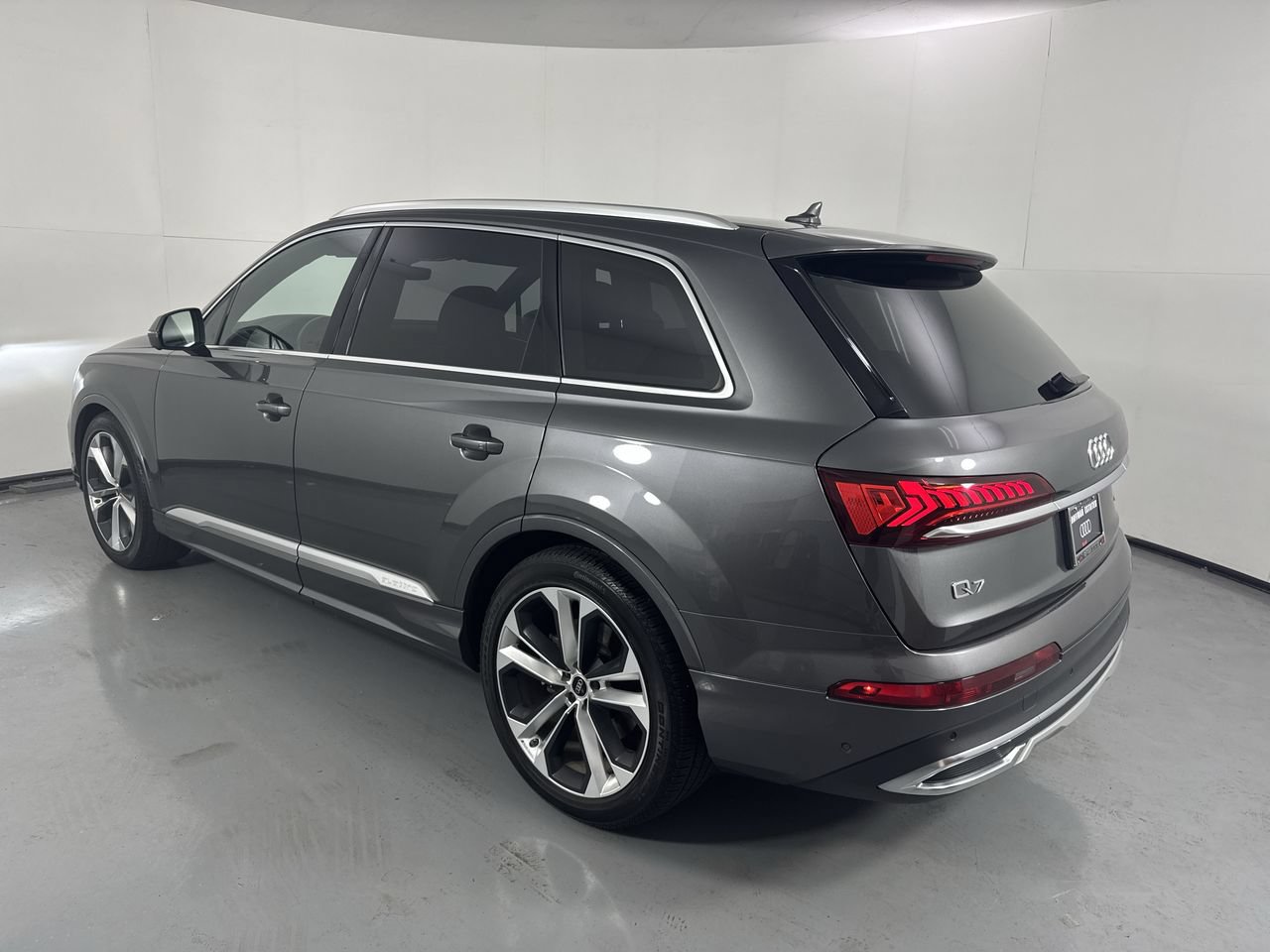 Used 2023 Audi Q7 3.0T Prestige w/ Prestige Package AWD/4WD image 31