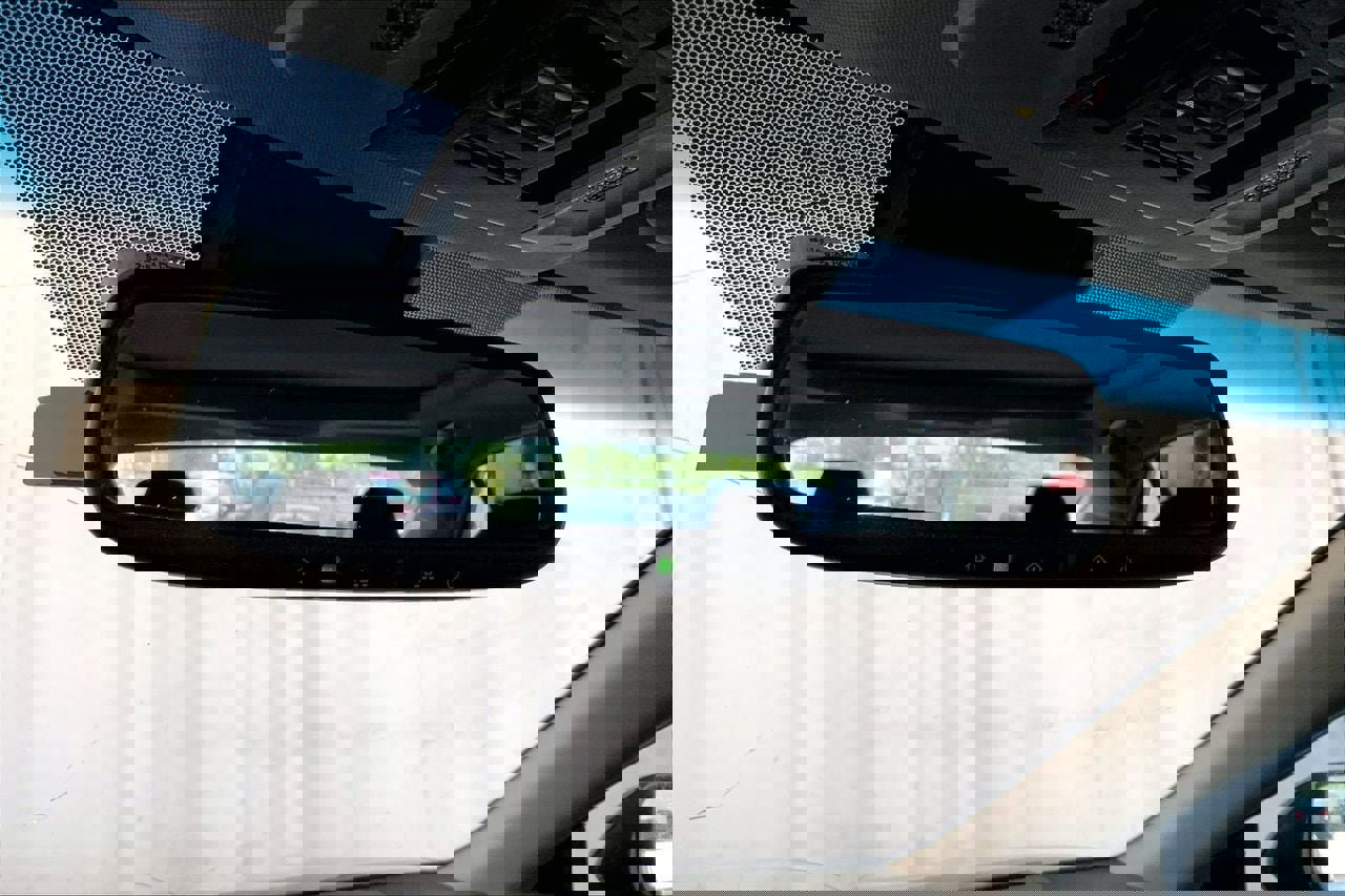 Used 2020 Toyota Camry XSE image 17