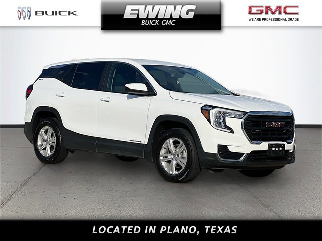 Used 2024 GMC Terrain SLE image 1