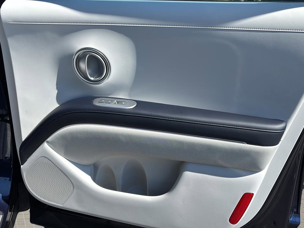 Used 2026 Hyundai Palisade Calligraphy image 38