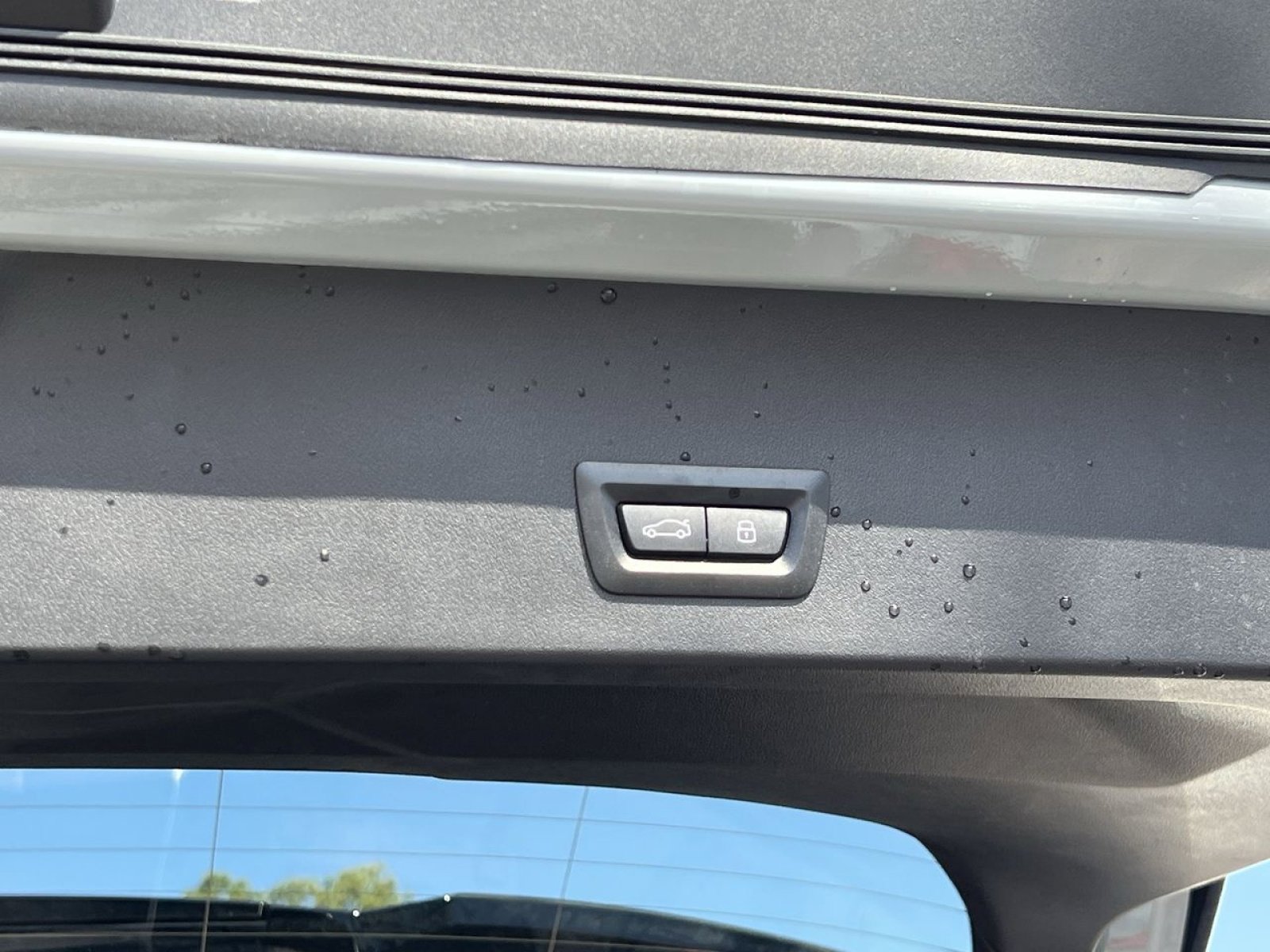 Used 2025 BMW X3 M50 w/ Premium Package image 25