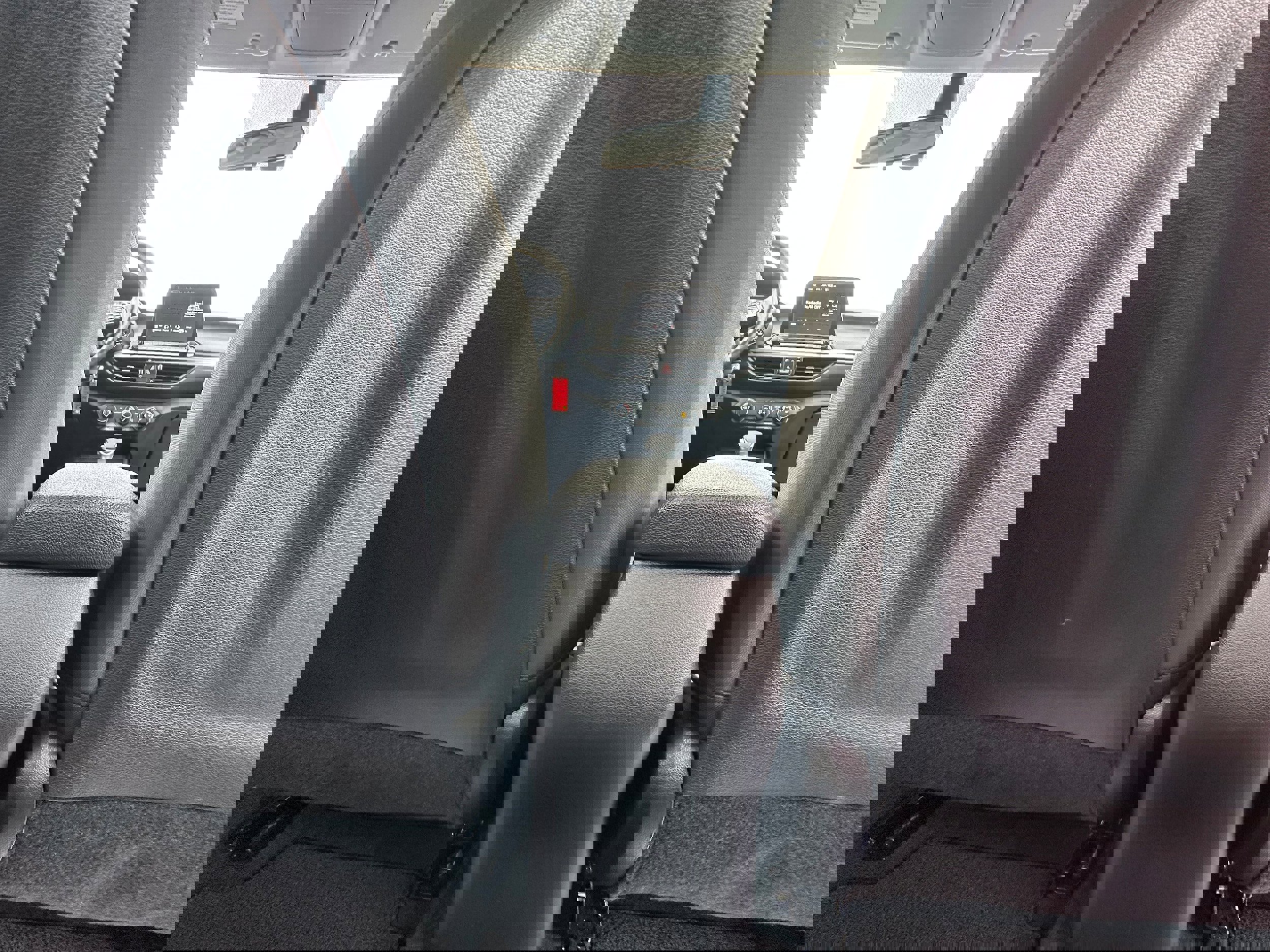 Used 2023 Kia Forte LXS image 18