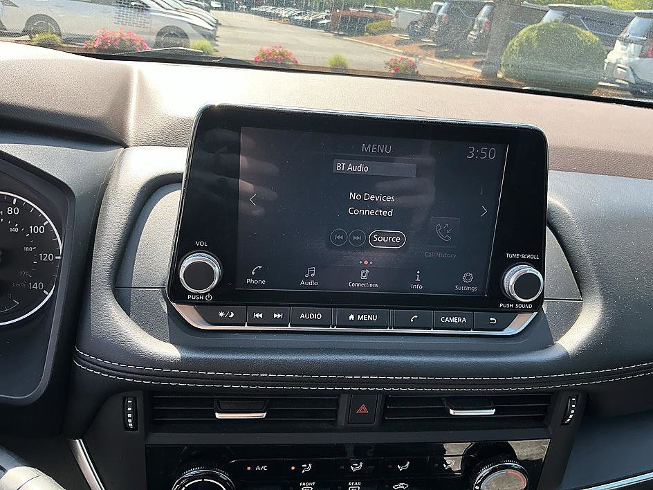 Used 2021 Nissan Rogue S FWD image 16