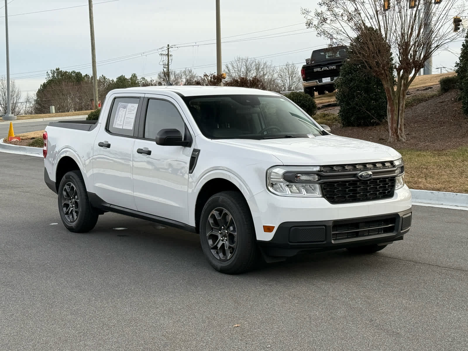 Used 2024 Ford Maverick XLT image 7