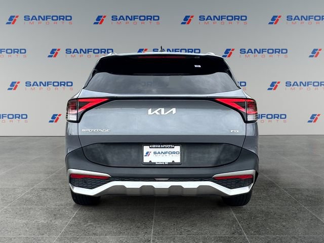 Used 2023 Kia Sportage EX AWD/4WD image 4