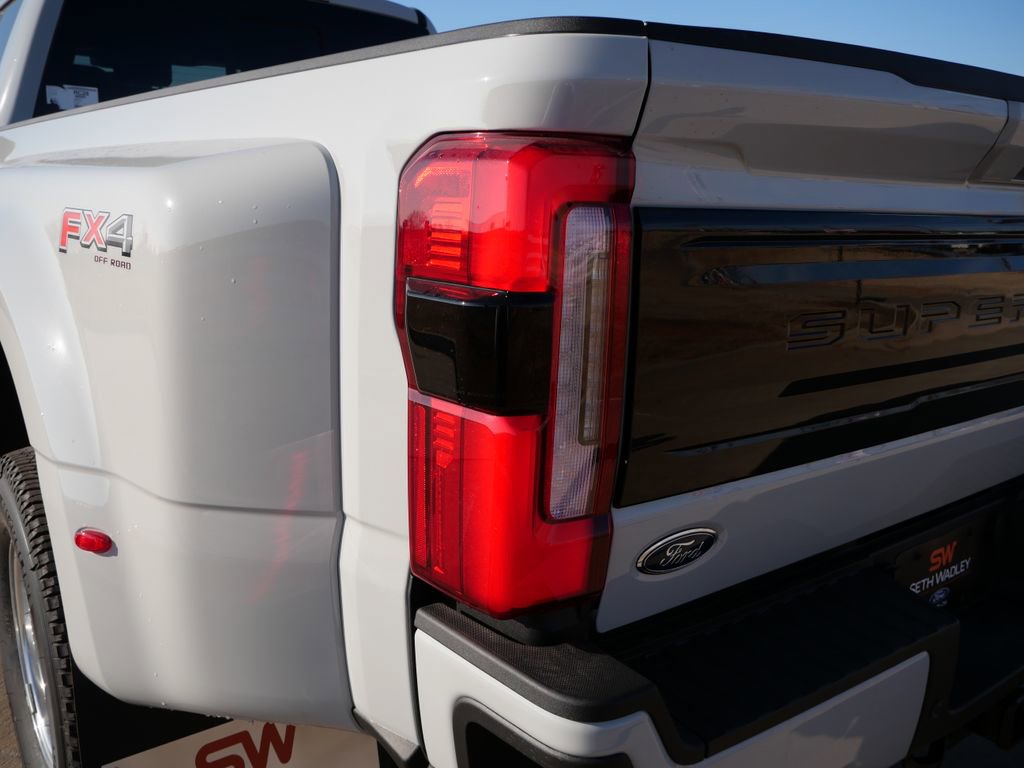 New 2026 Ford F350 Platinum w/ FX4 Off-Road Package image 12