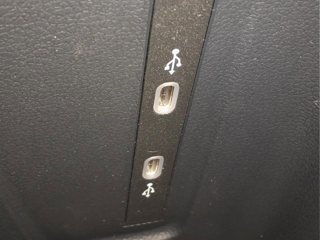 New 2026 Volkswagen Tiguan SE R-Line image 23