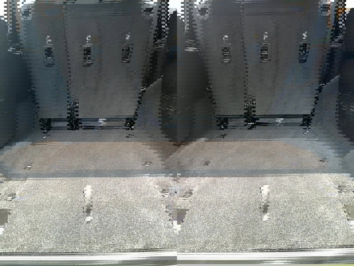 Certified 2024 Jeep Wrangler Willys image 9