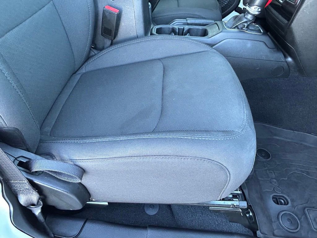 Used 2022 Jeep Wrangler Unlimited Sport image 42