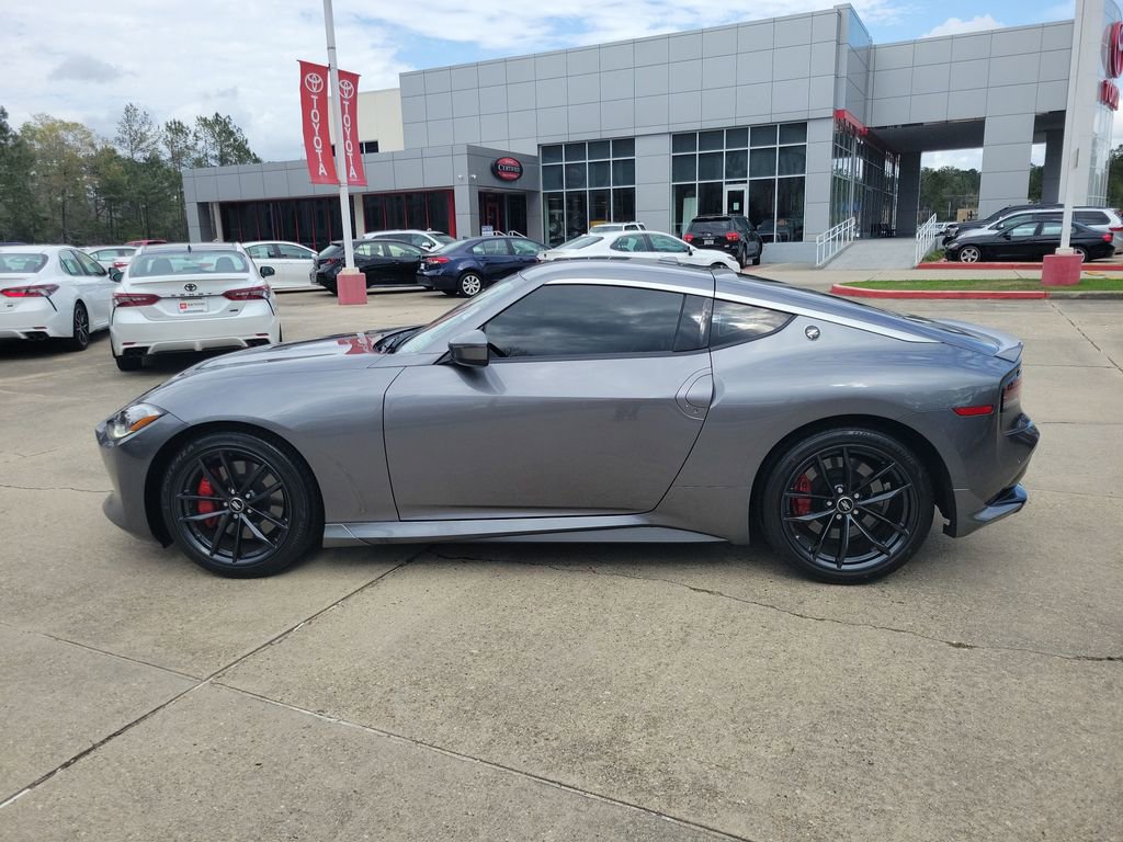 Used 2024 Nissan Z Performance w/ Floor Mat Package image 2