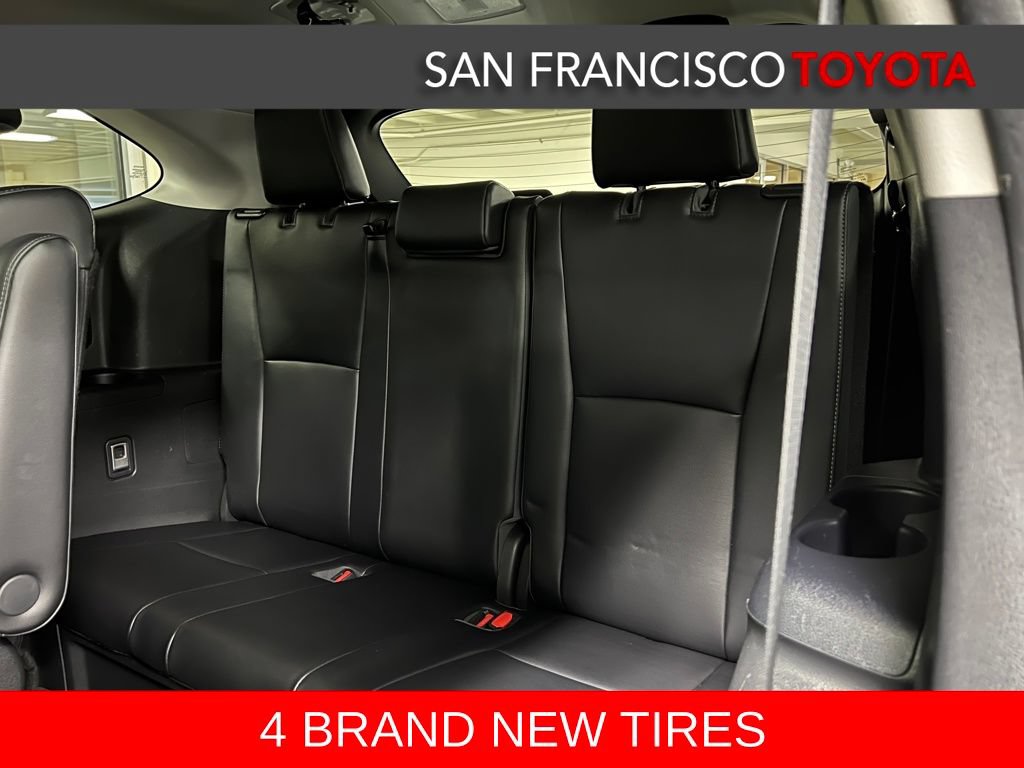 Used 2022 Toyota Highlander Platinum AWD/4WD image 17