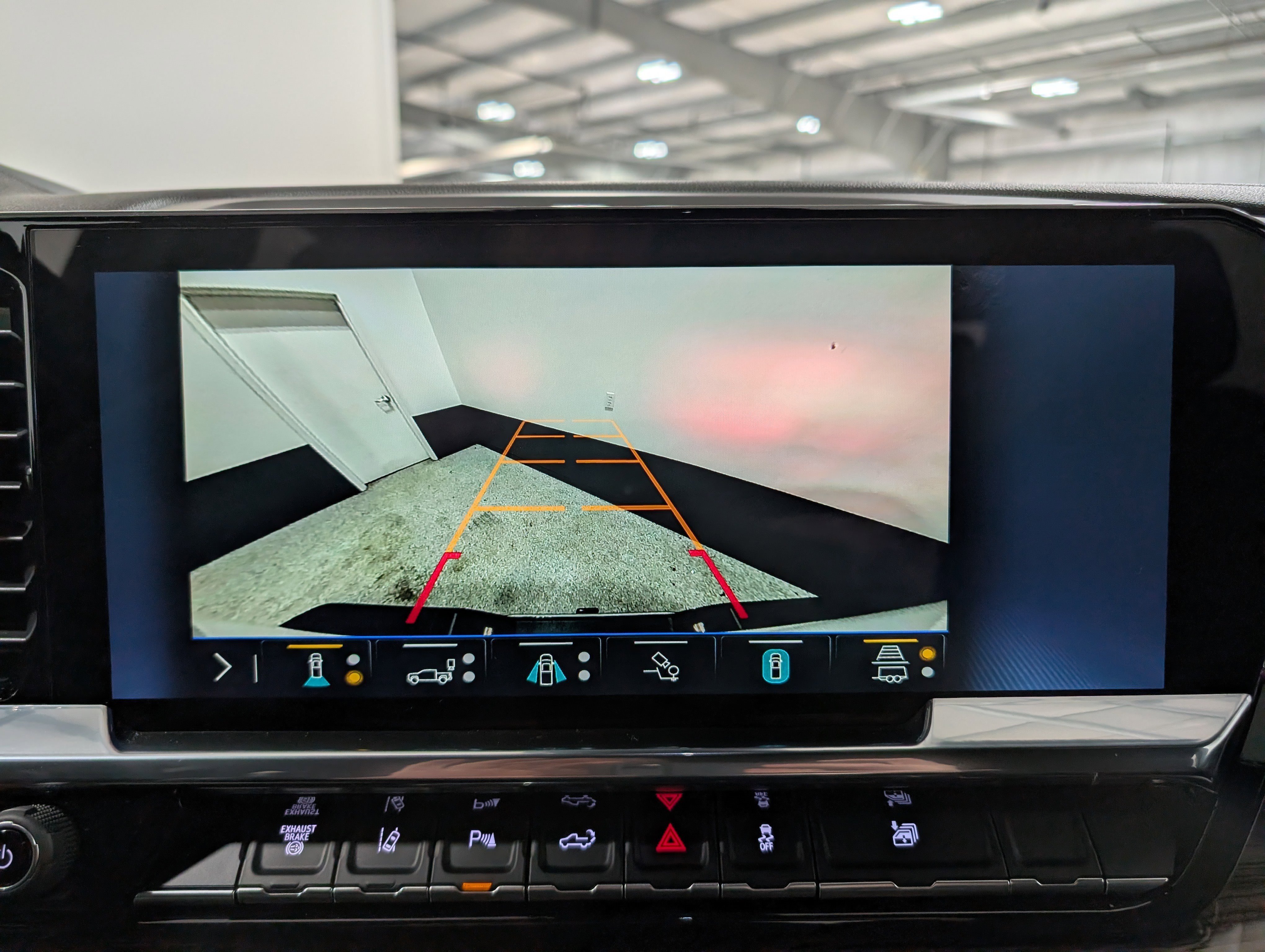 Used 2025 Chevrolet Silverado 2500 LT image 26