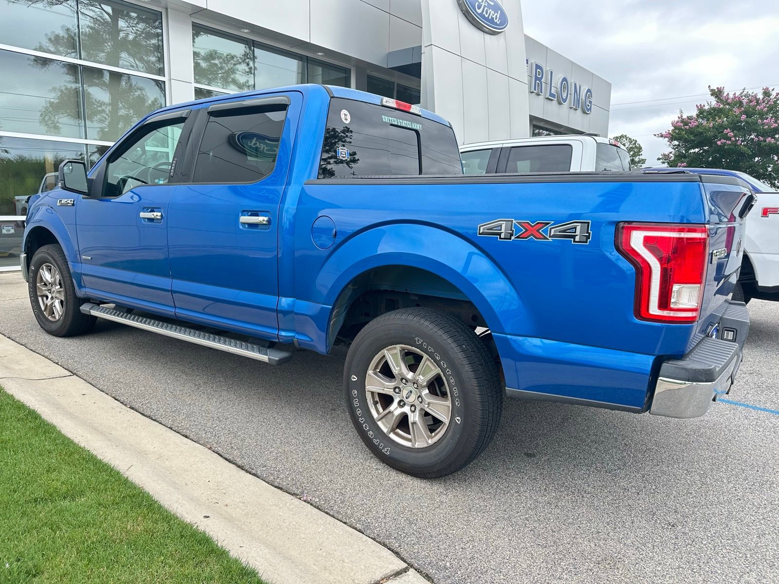 Used 2016 Ford F150 XLT w/ Equipment Group 302A Luxury AWD/4WD image 5