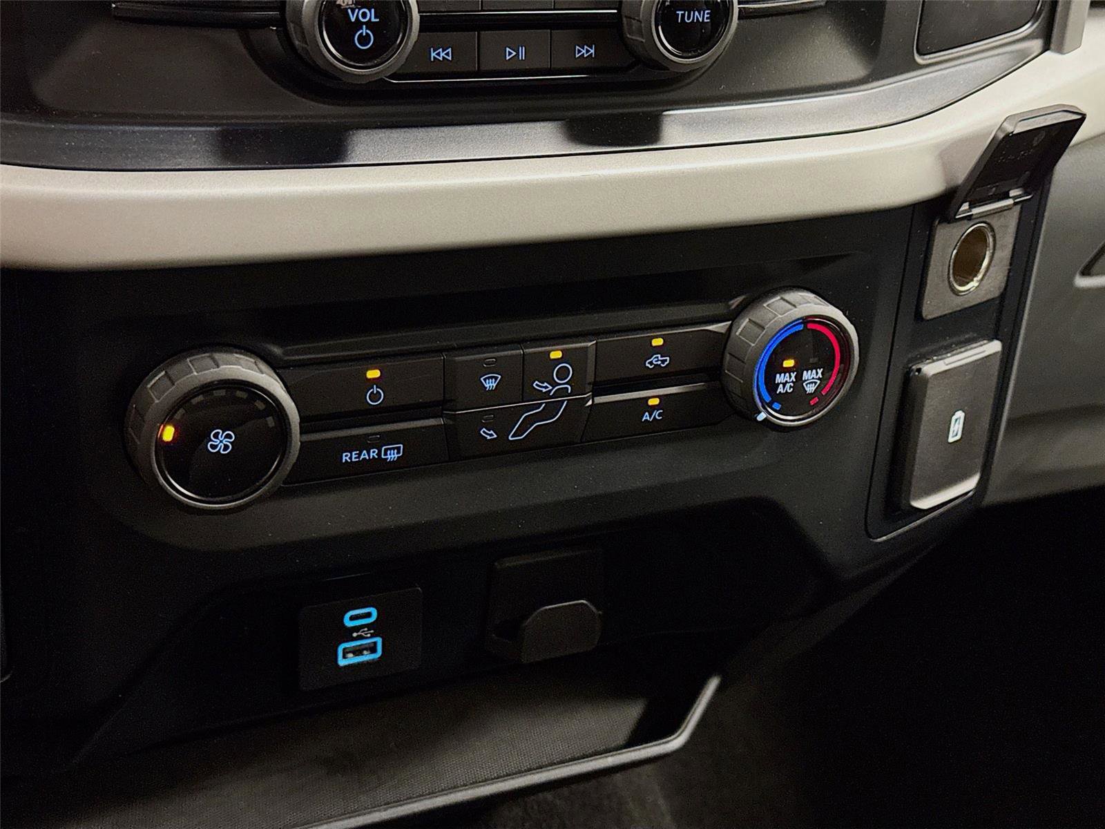 Used 2023 Ford F150 XLT image 15