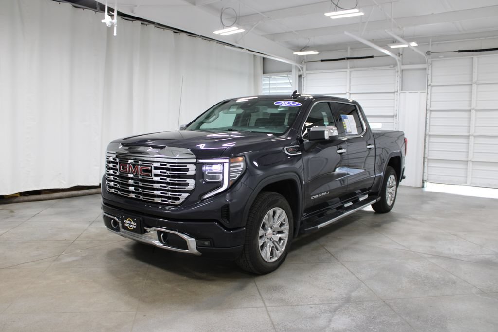 Used 2024 GMC Sierra 1500 Denali AWD/4WD image 4
