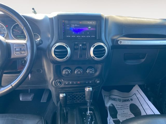 Used 2017 Jeep Wrangler Sahara w/ Dual Top Group AWD/4WD image 11