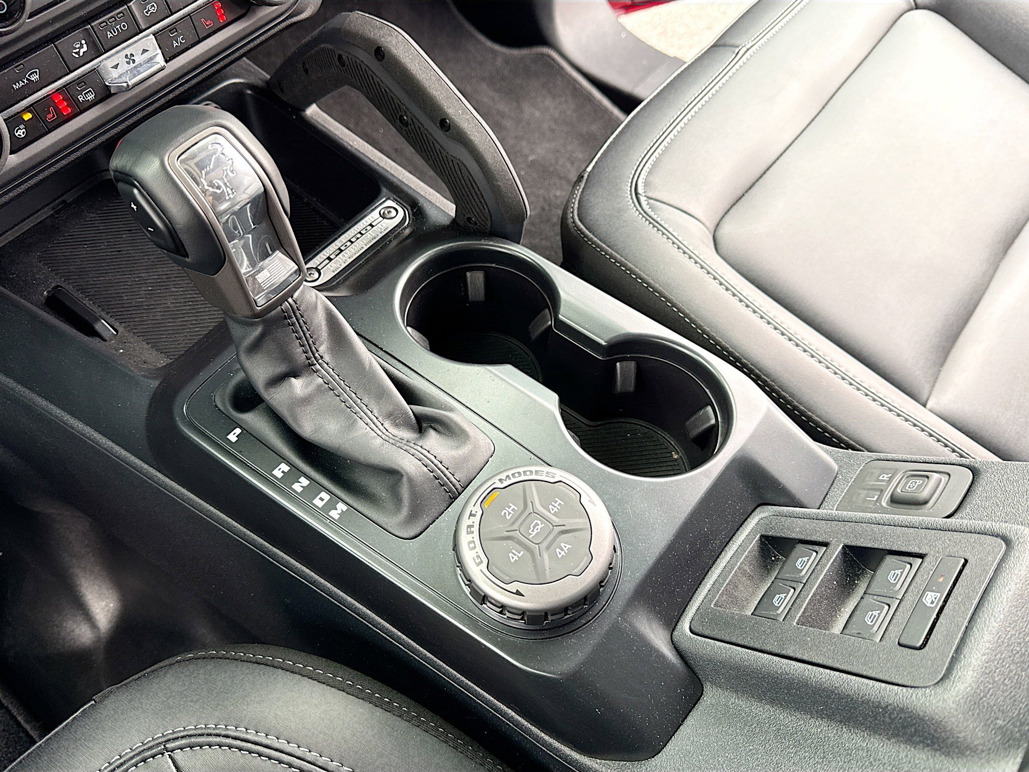 New 2025 Ford Bronco Badlands image 13