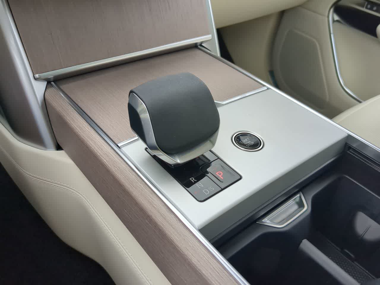 New 2026 Land Rover Range Rover SE AWD/4WD image 34