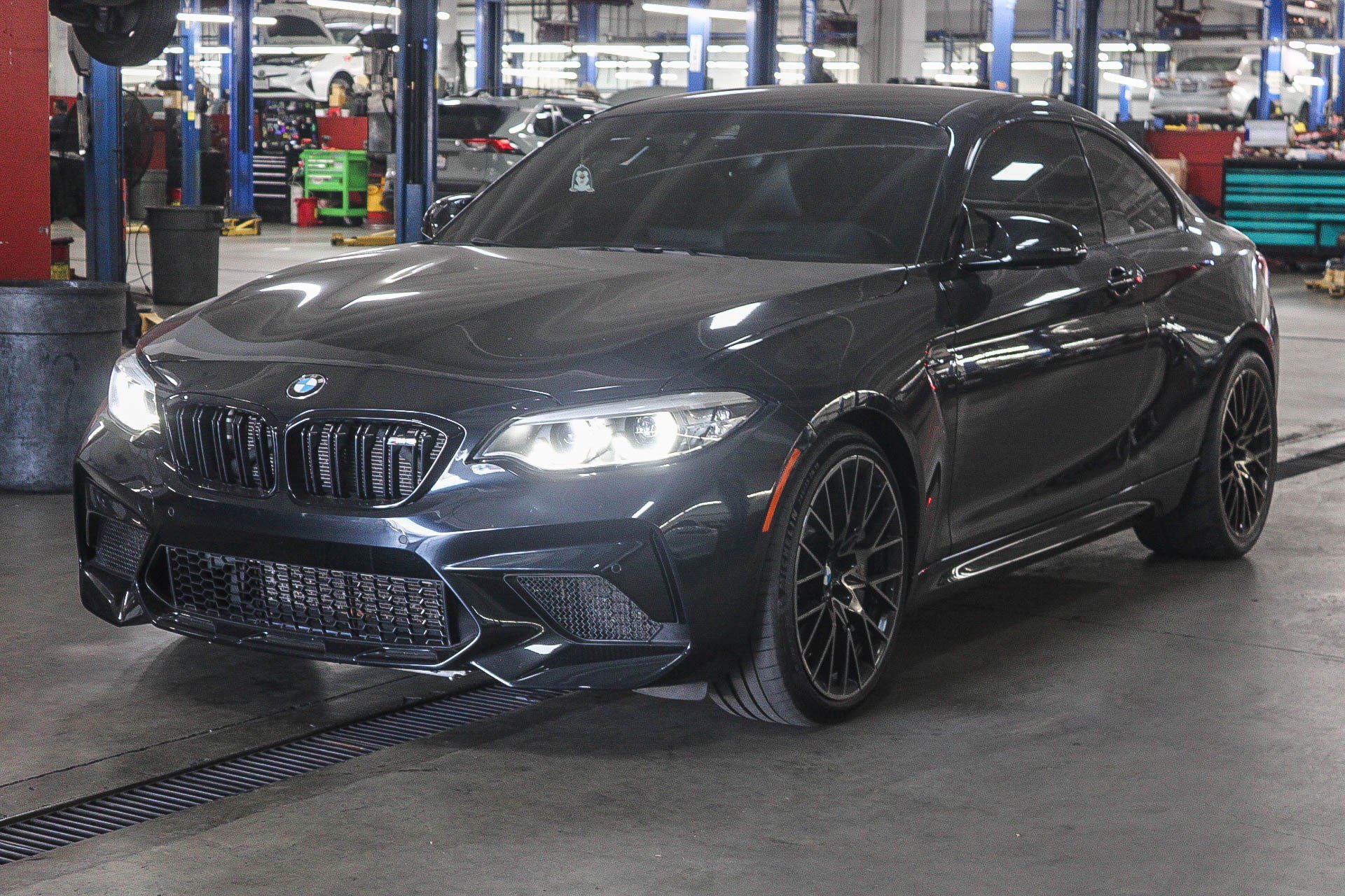Used 2021 BMW M2 Competition w/ Executive Package RWD image 5