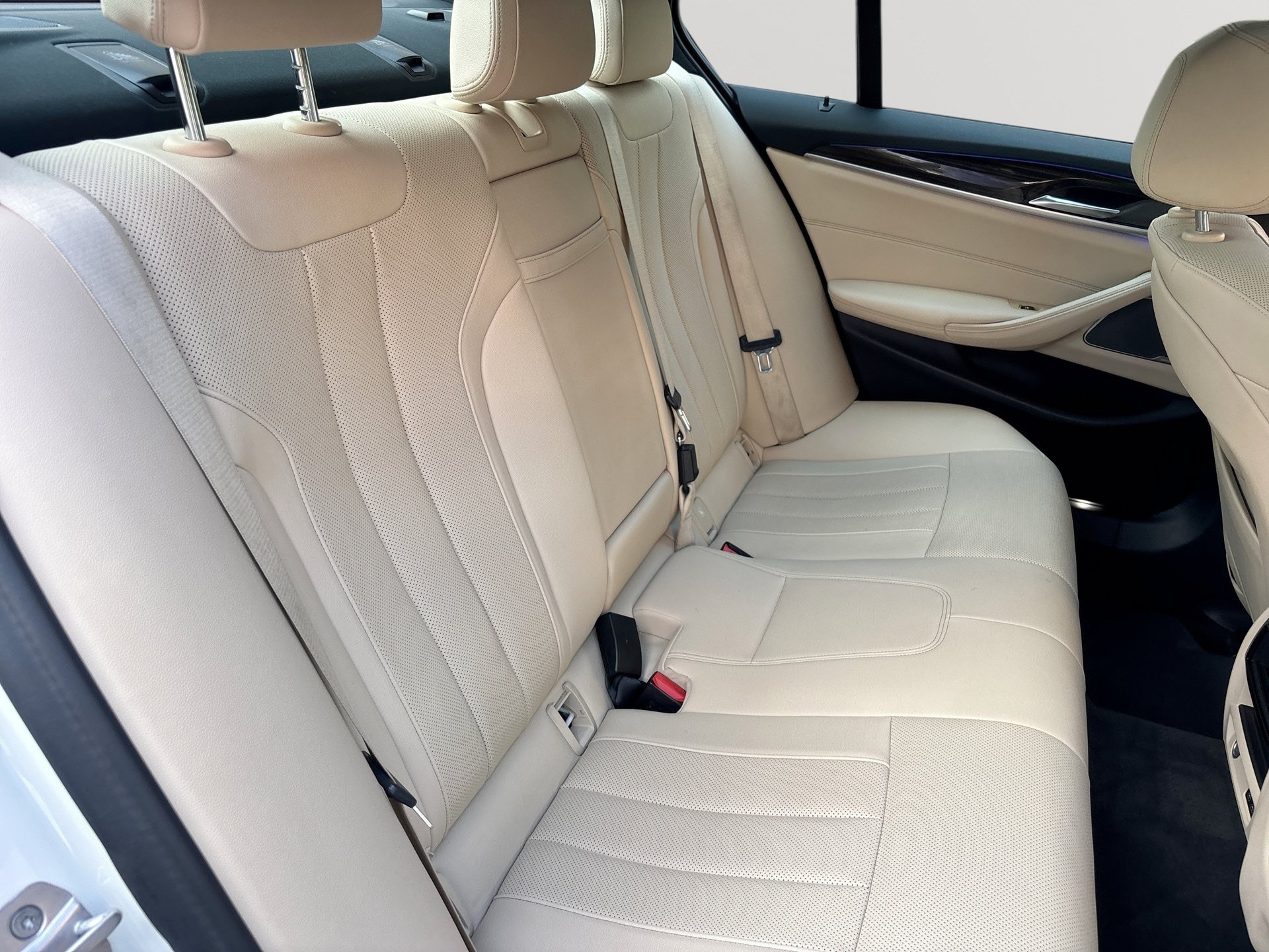 Used 2021 BMW 530i RWD image 27