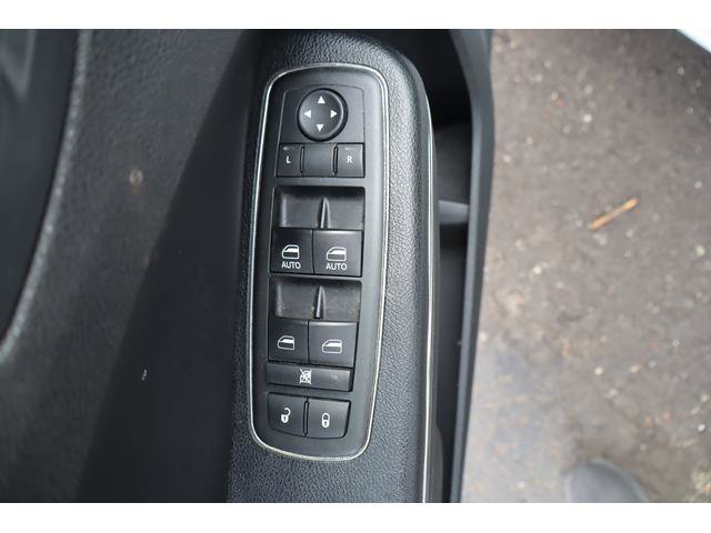 Used 2012 Dodge Charger SE image 12