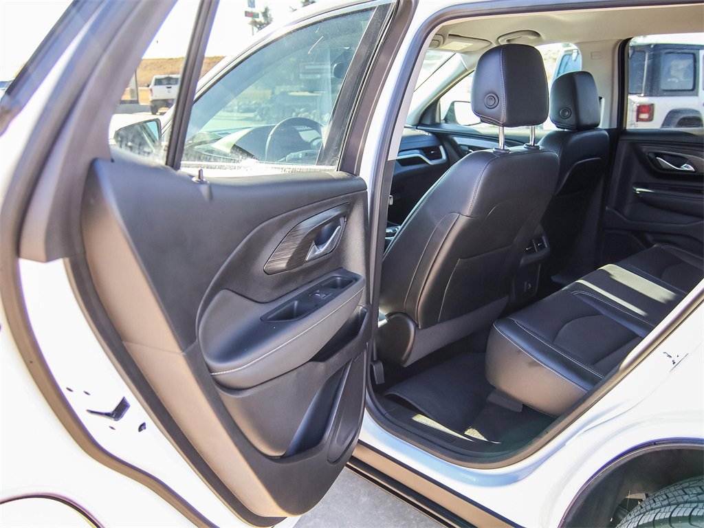 Certified 2023 GMC Terrain SLT image 26