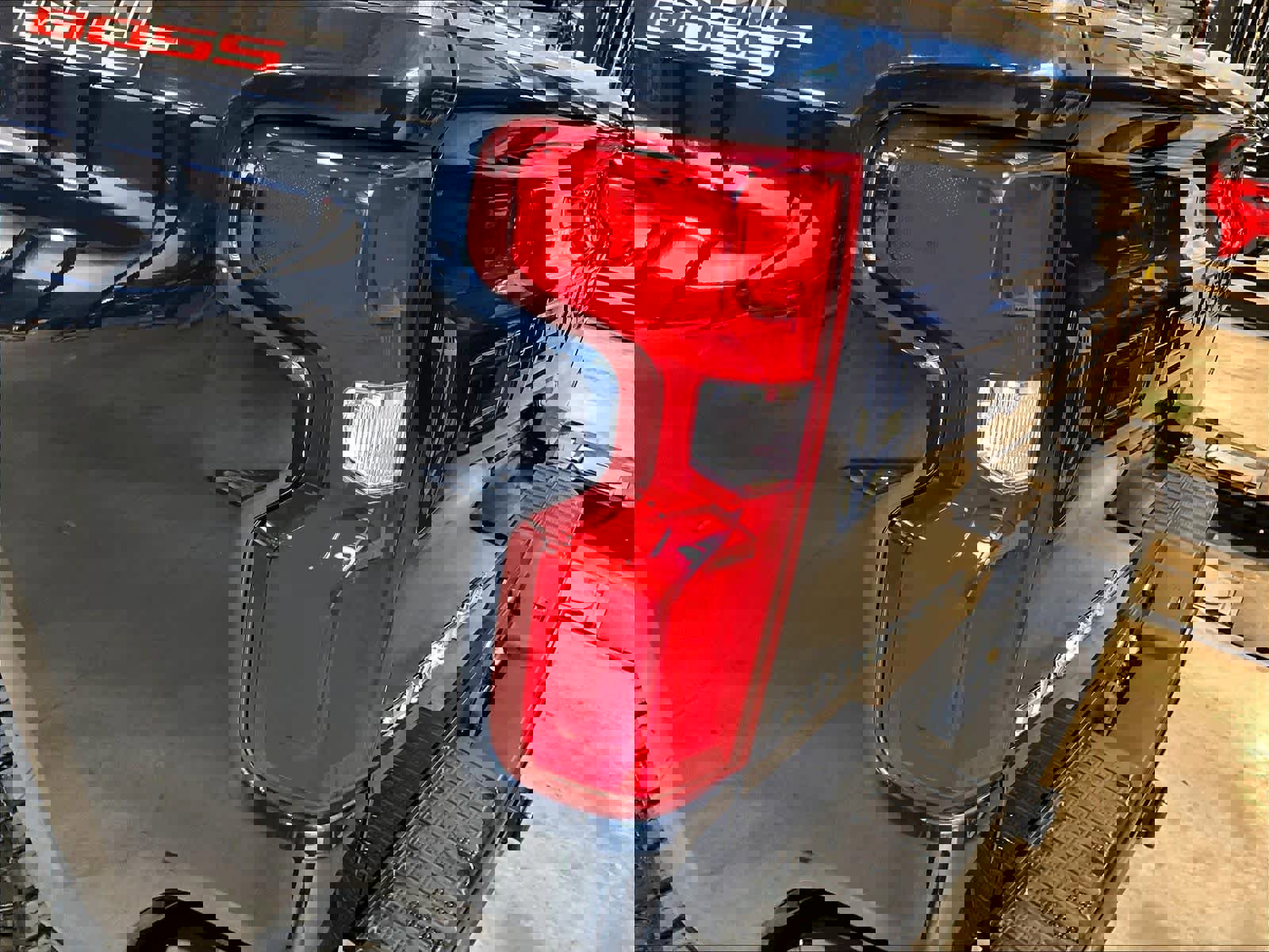 Used 2020 Chevrolet Silverado 1500 LT Trail Boss AWD/4WD image 35