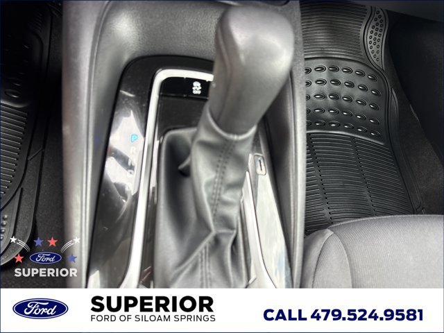 Used 2025 Toyota Corolla LE FWD image 34