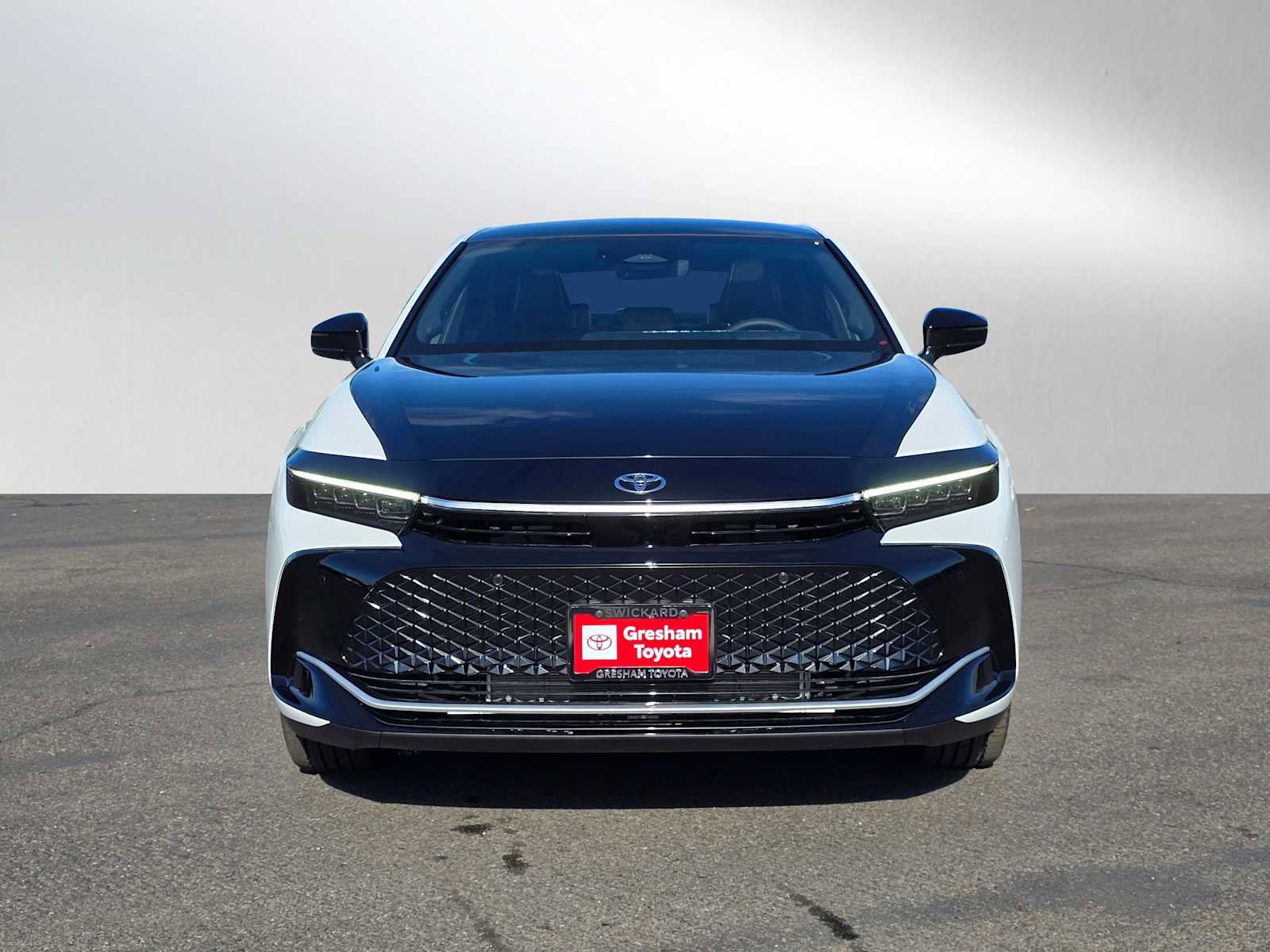 New 2026 Toyota Crown Platinum image 8