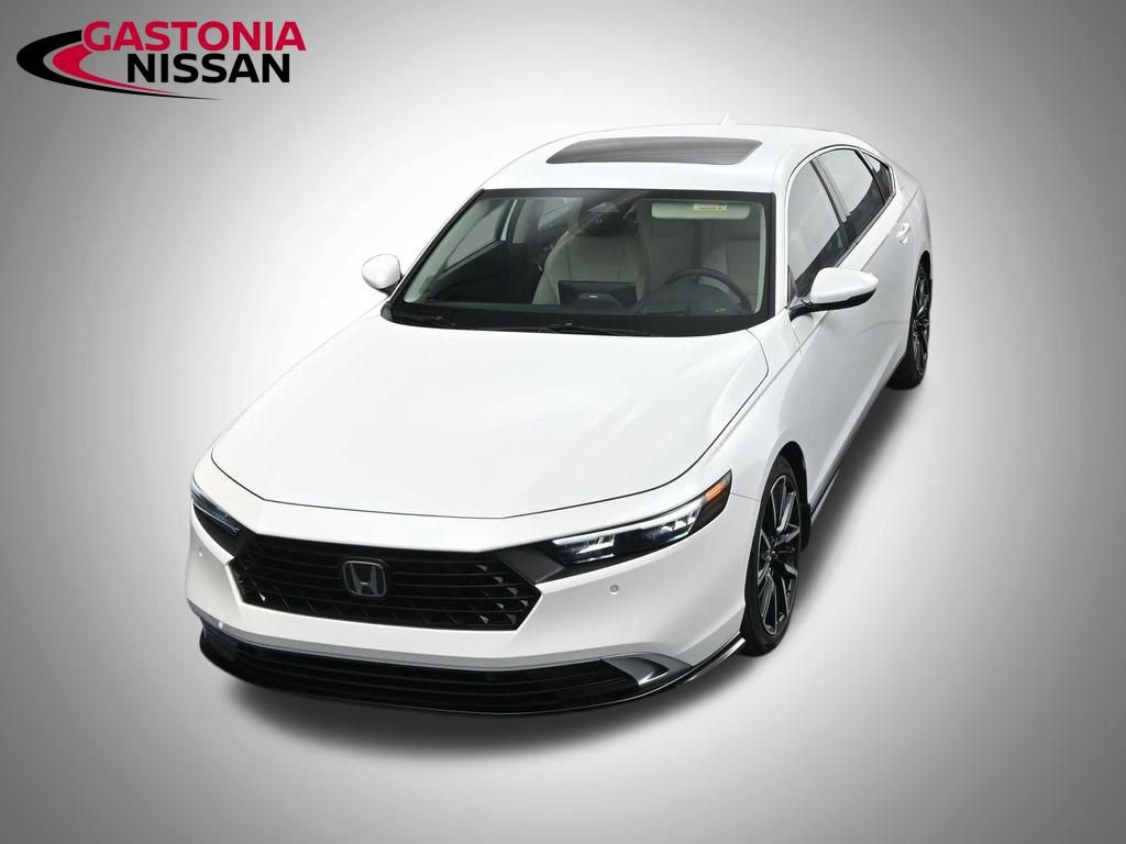Used 2024 Honda Accord Touring image 25