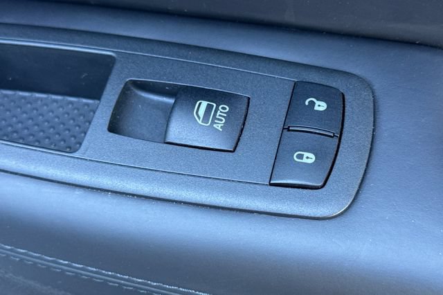 Used 2021 Jeep Grand Cherokee High Altitude AWD/4WD image 22