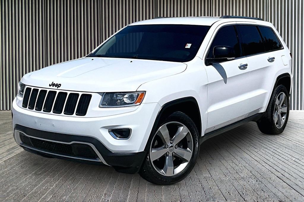 Used 2014 Jeep Grand Cherokee Limited w/ Mopar Chrome Edition Group image 12