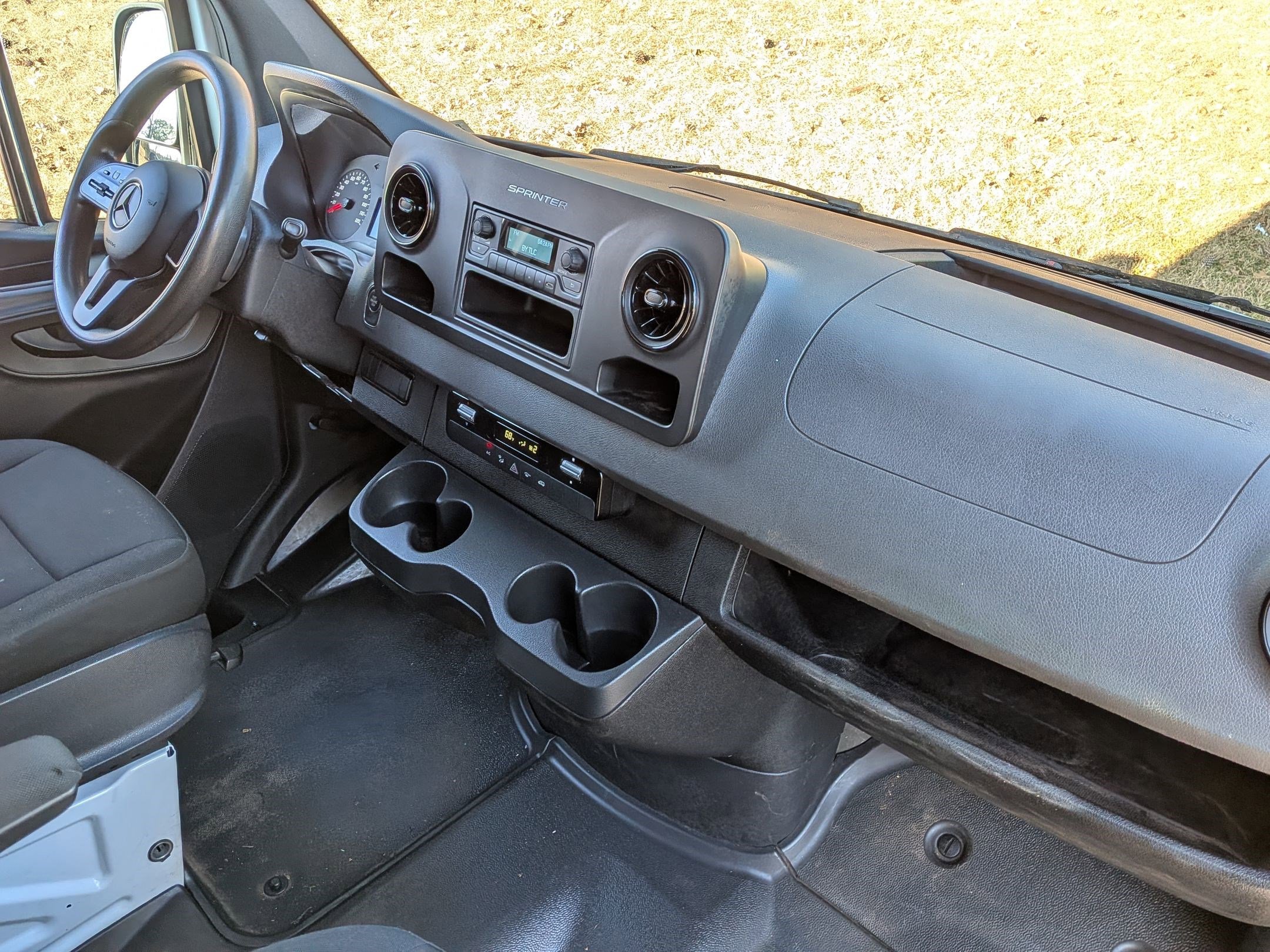 Used 2020 Mercedes-Benz Sprinter 2500 image 32