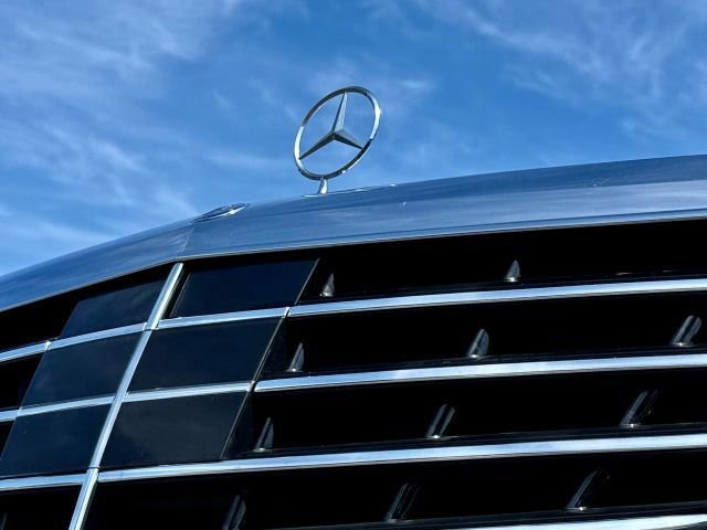 Used 2015 Mercedes-Benz S 550 4MATIC Sedan image 16