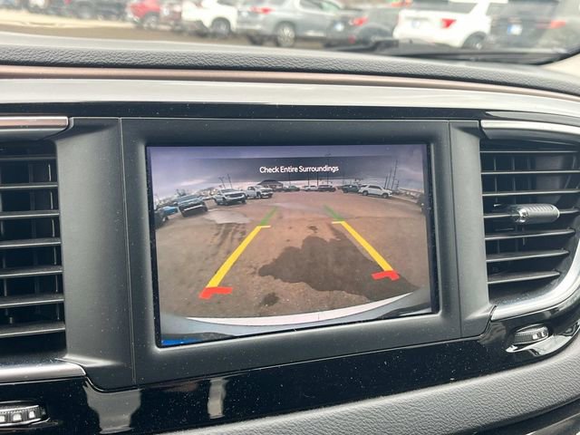 Used 2023 Chrysler Voyager LX FWD image 33
