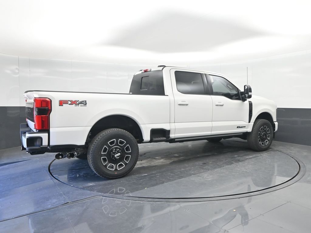 New 2026 Ford F250 Platinum w/ FX4 Off-Road Package image 15