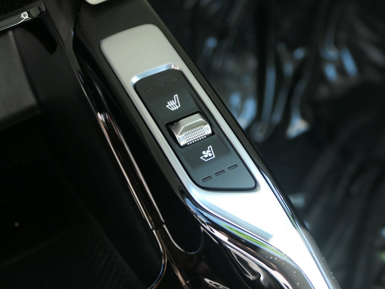 Used 2025 Kia Sorento SX Prestige AWD/4WD image 21