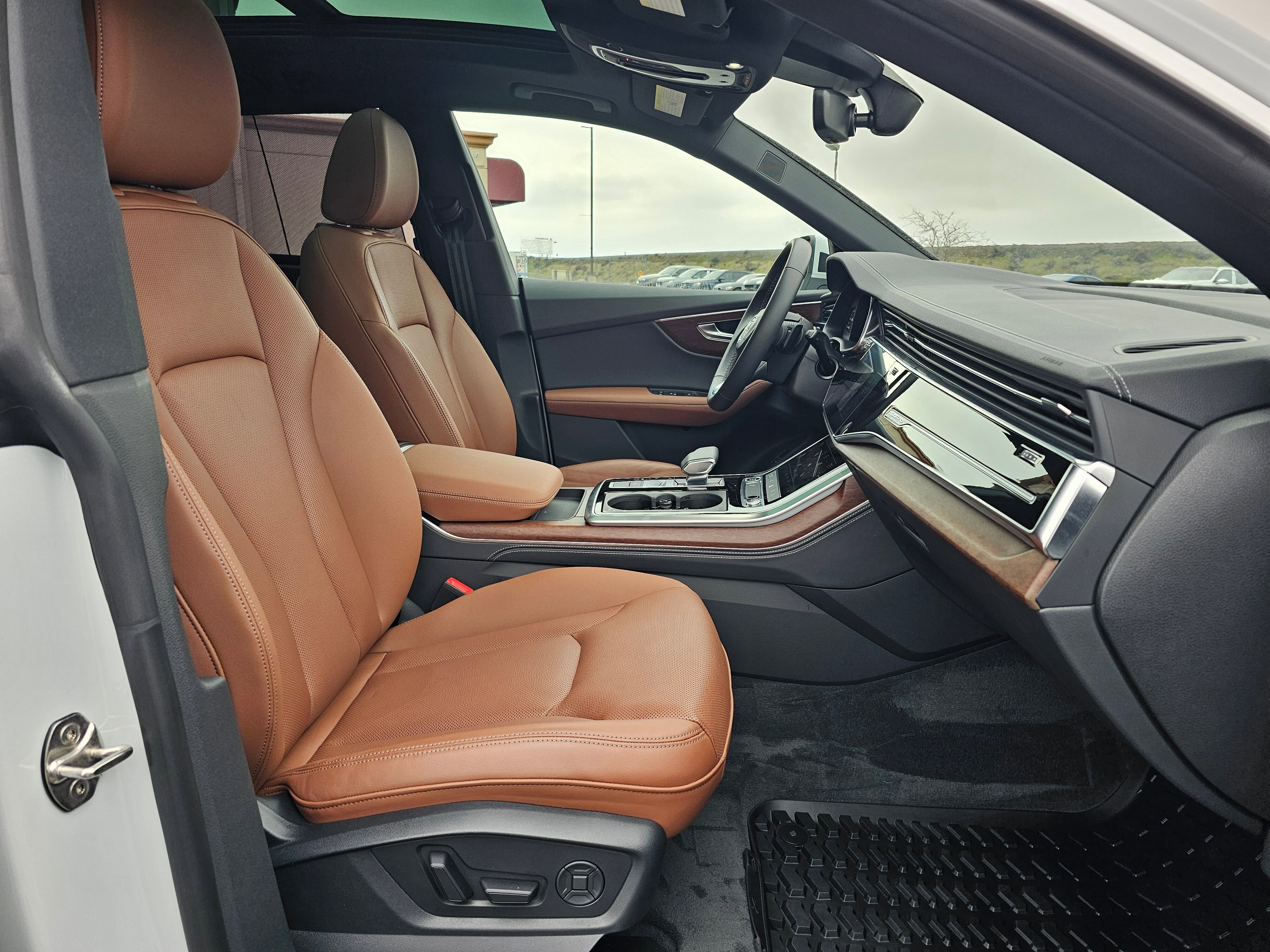 Certified 2025 Audi Q8 Premium Plus w/ Premium Plus Package image 16