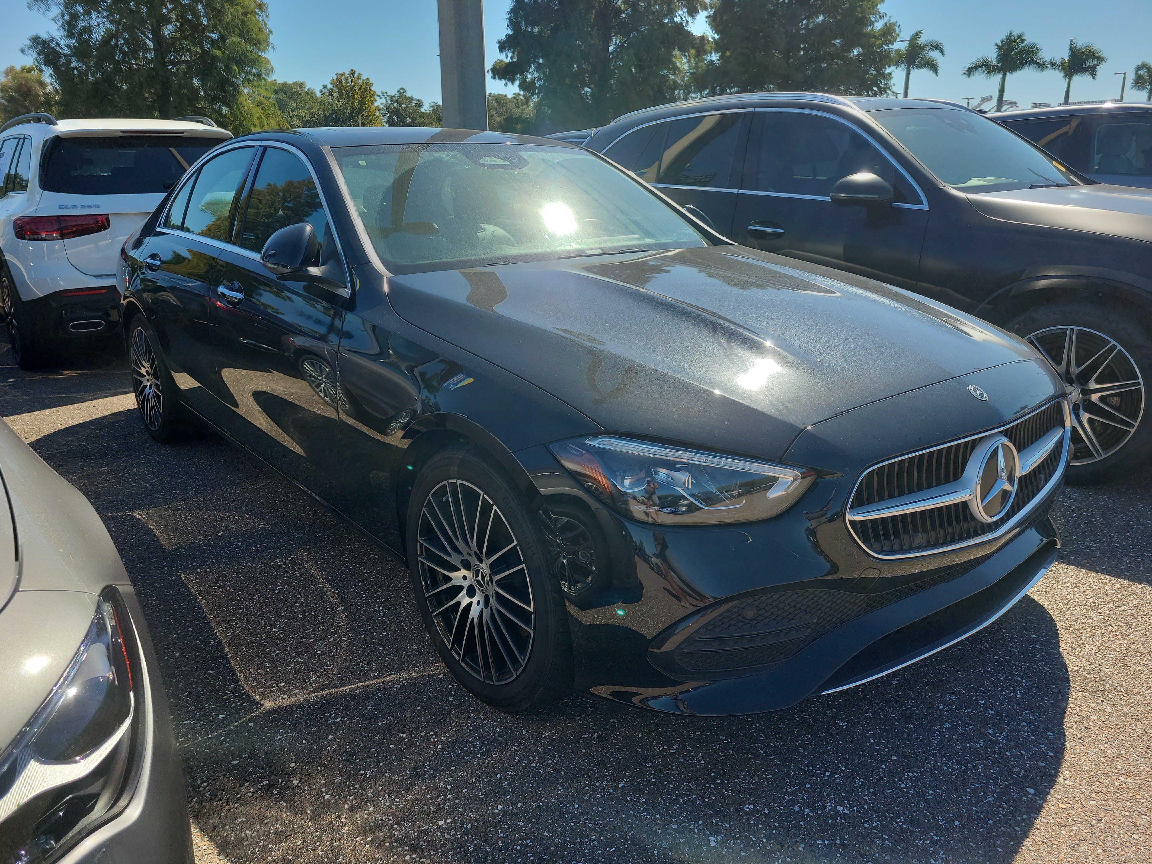 Used 2024 Mercedes-Benz C 300 Sedan image 2