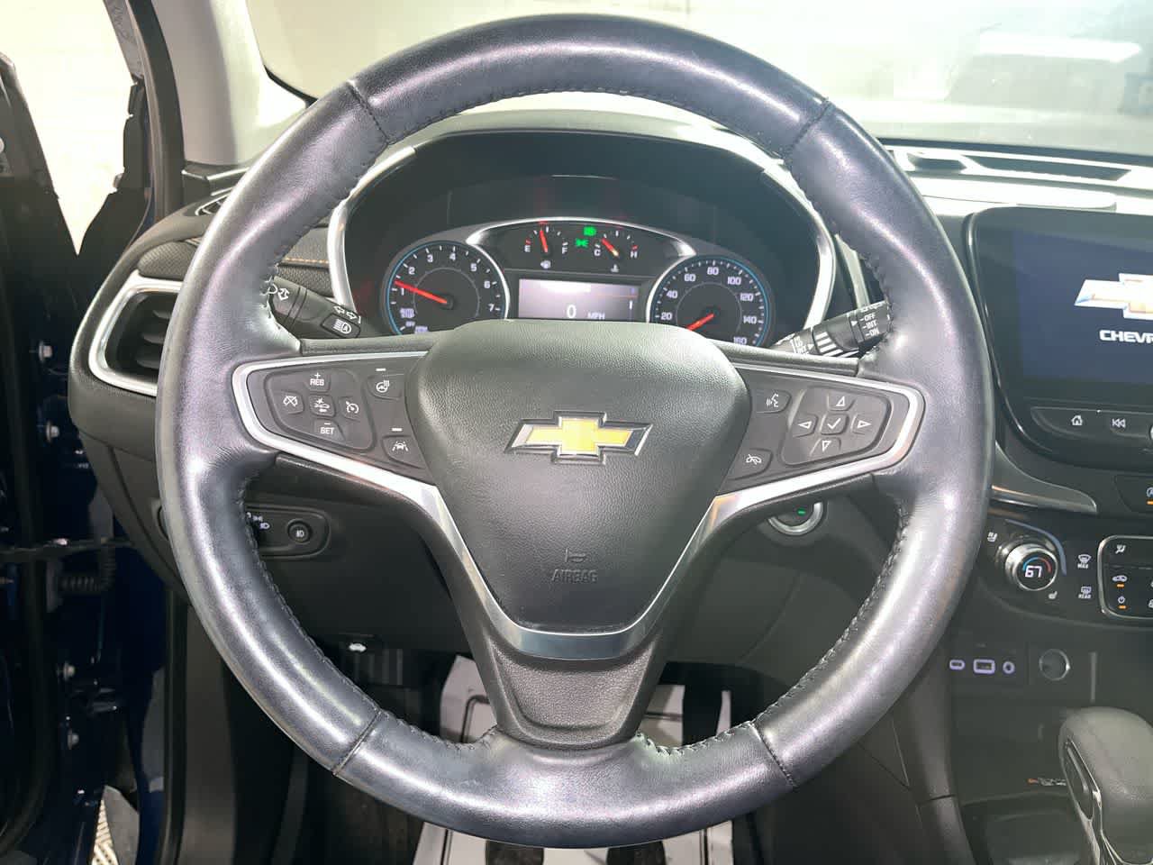 Used 2022 Chevrolet Equinox Premier FWD image 16